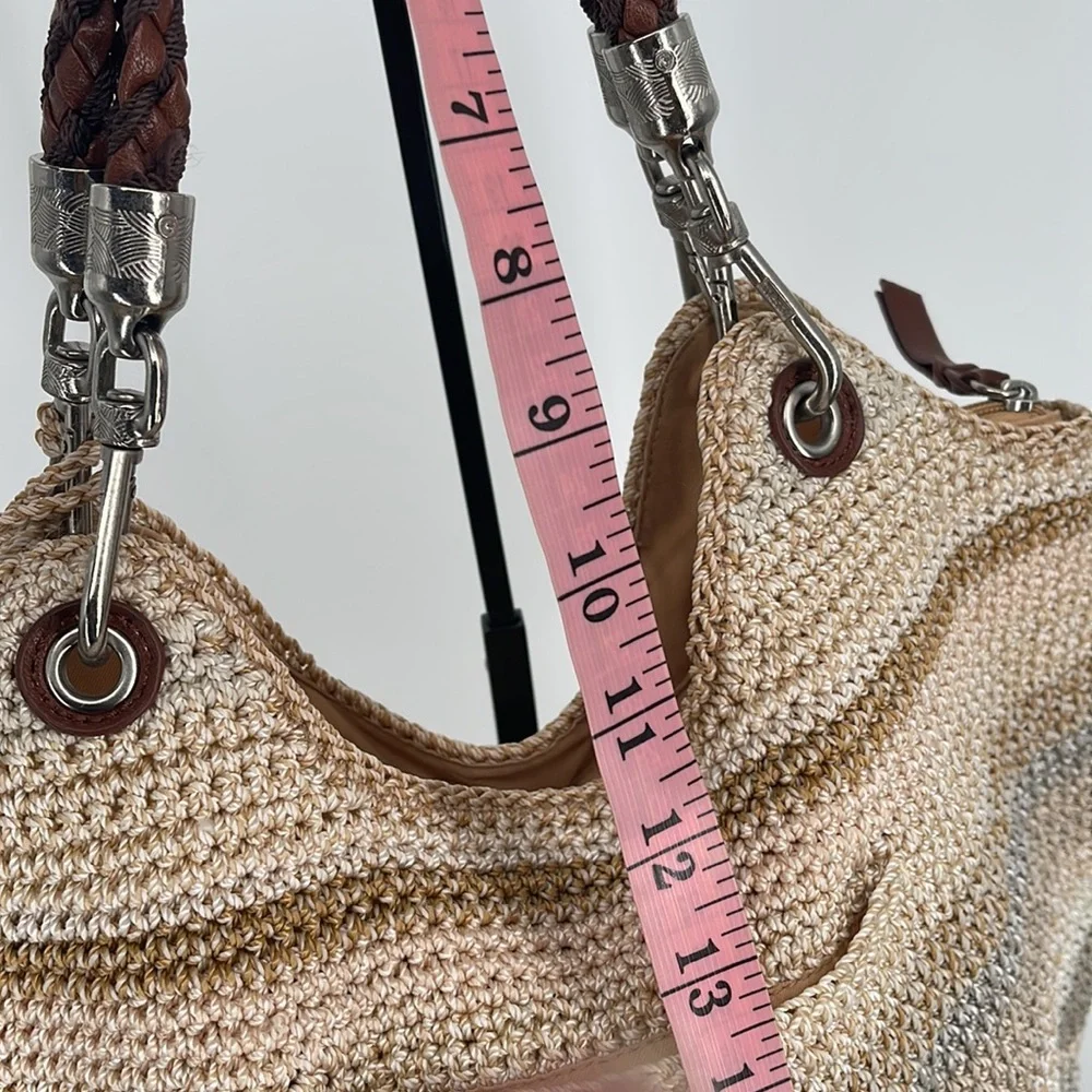 The Sak sak woven